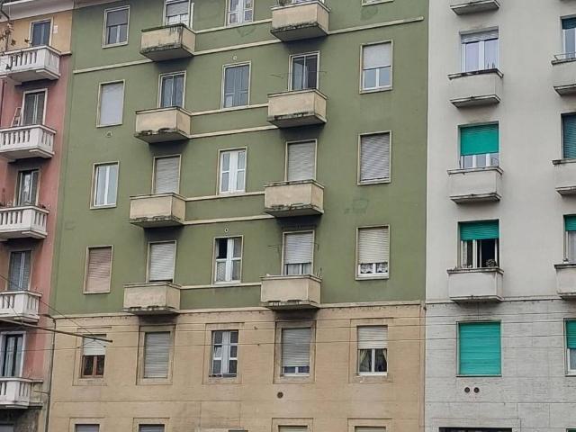 Appartamento in vendita a Municipio 8 di Milano, Milano