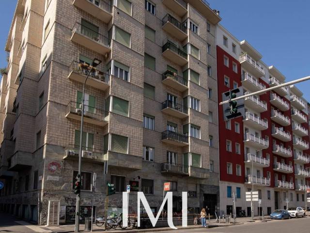 Appartamento in vendita a Municipio 1, Milano