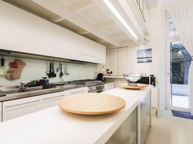 Appartamento in vendita a Centro storico, Milano