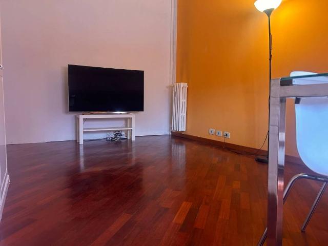 Appartamento in vendita a Municipio 4, Milano