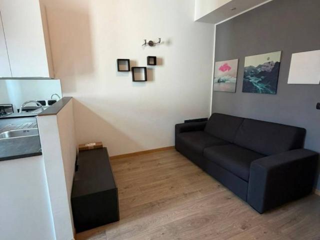 Appartamento in vendita a Municipio 8 di Milano, Milano