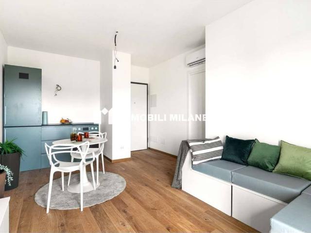 Appartamento in vendita a Municipio 8 di Milano, Milano