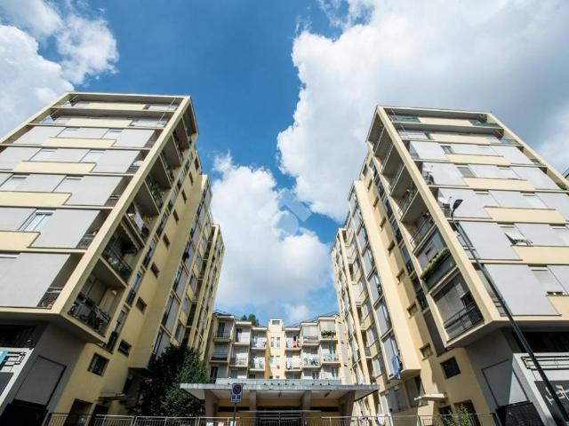Appartamento in vendita a Municipio 4, Milano