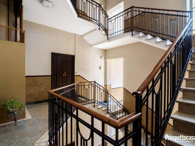 Appartamento in vendita a Municipio 9, Milano