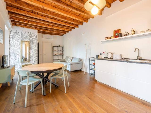 Appartamento in vendita a Municipio 1, Milano
