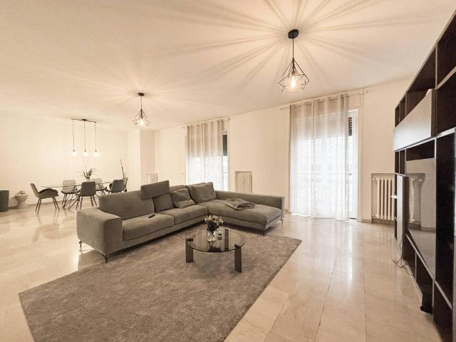 Appartamento in vendita a Lampugnano, Milano