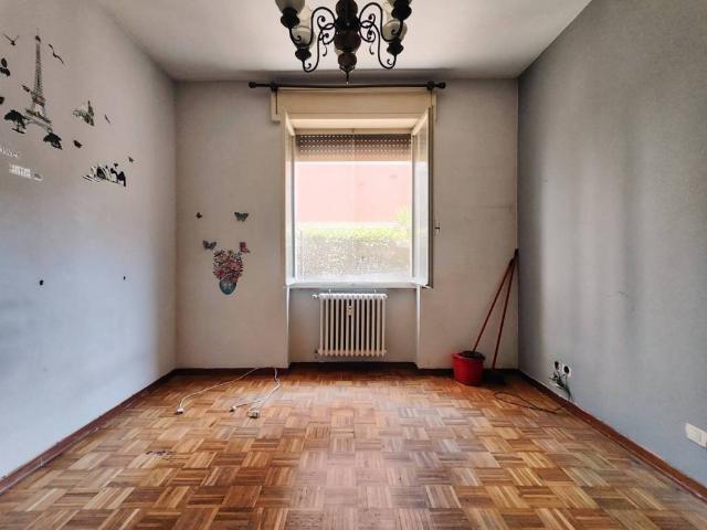 Appartamento in vendita a Municipio 4, Milano