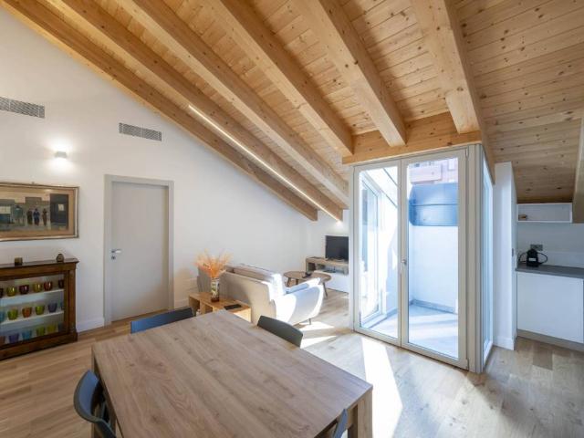 Appartamento in vendita a Porta Romana, Milano
