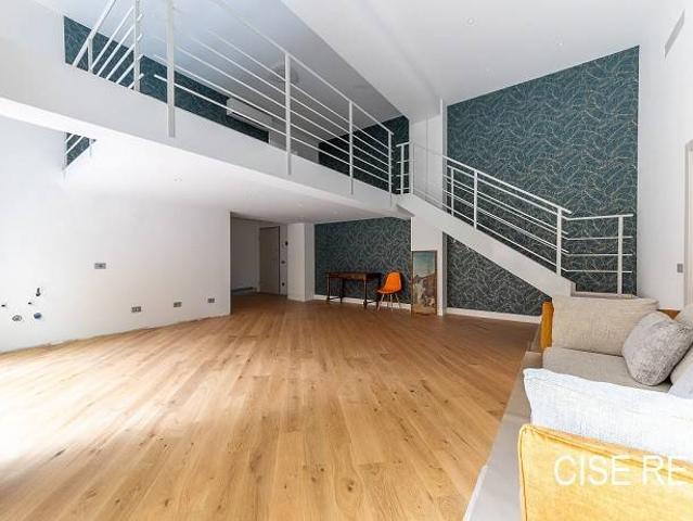 Appartamento in affitto a Porta Romana, Milano