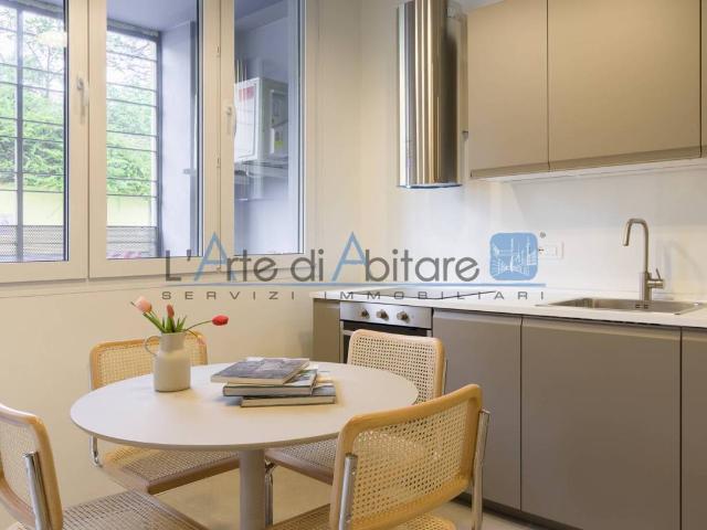 Appartamento in vendita a Municipio 8 di Milano, Milano