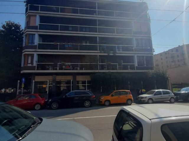 Appartamento in vendita a Municipio 4, Milano