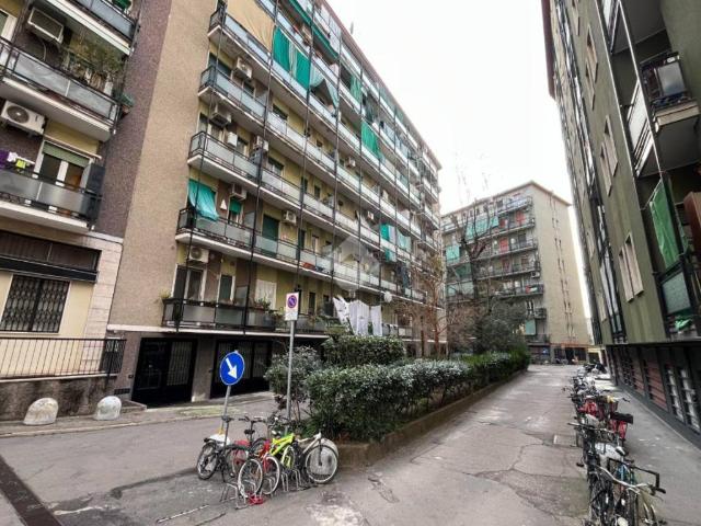 Appartamento in vendita a Municipio 9, Milano