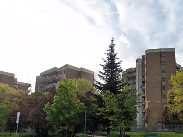 Appartamento in vendita a Municipio 4, Milano