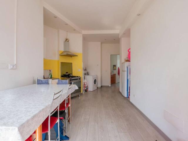 Appartamento in vendita a Municipio 9, Milano