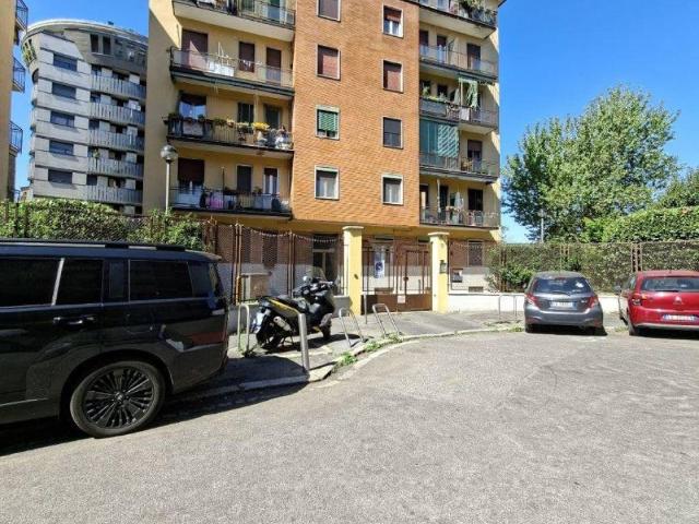 Appartamento in vendita a Municipio 7, Milano
