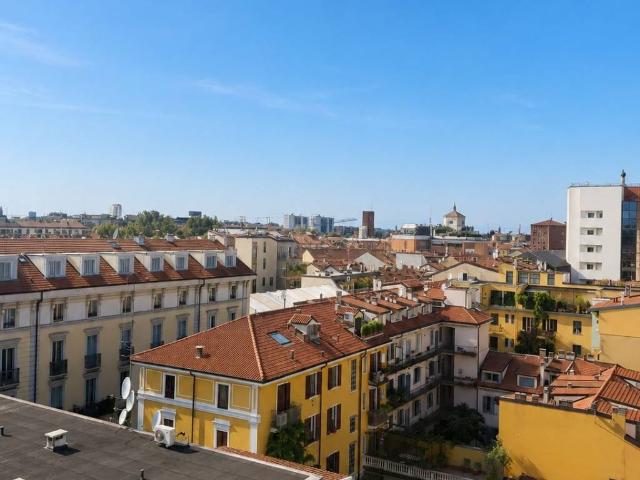Appartamento in vendita a Municipio 9, Milano