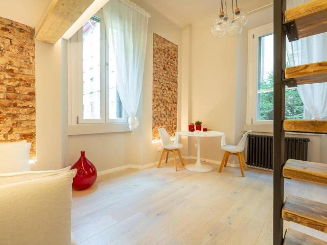Appartamento in vendita a Municipio 8 di Milano, Milano