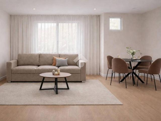 Appartamento in vendita a Municipio 6, Milano