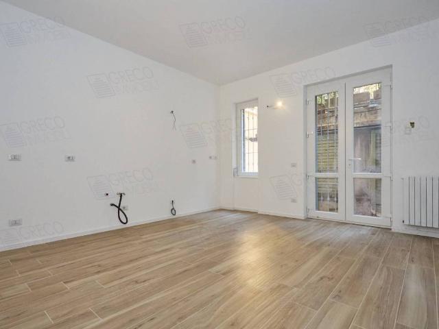 Appartamento in vendita a Municipio 8 di Milano, Milano