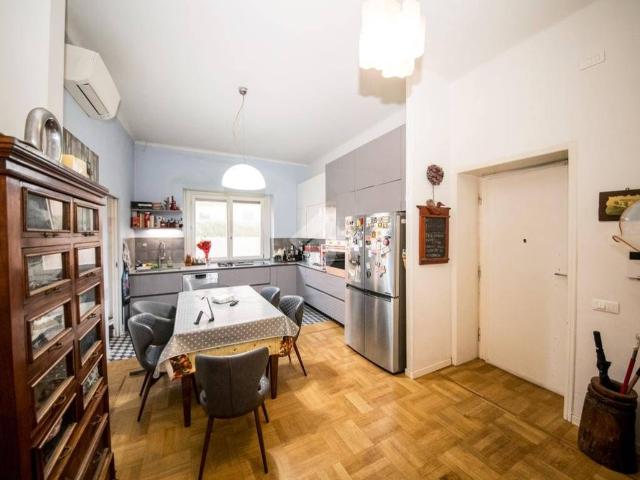 Appartamento in vendita a Cerchia dei Navigli, Milano