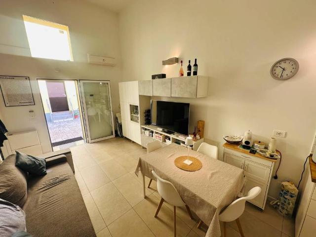 Appartamento in vendita a Barona, Milano