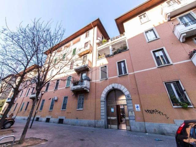 Appartamento in vendita a Municipio 8 di Milano, Milano
