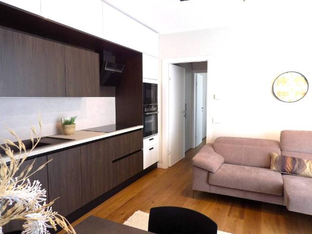 Appartamento in vendita a Municipio 8 di Milano, Milano