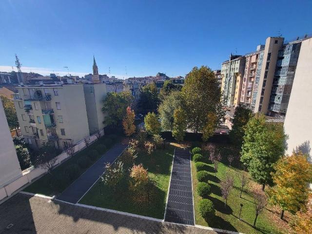 Appartamento in vendita a Municipio 8 di Milano, Milano