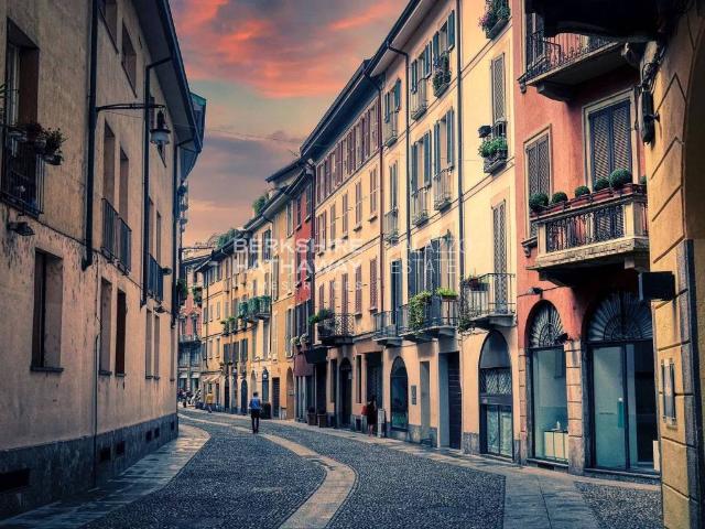 Appartamento in vendita a Municipio 3, Milano