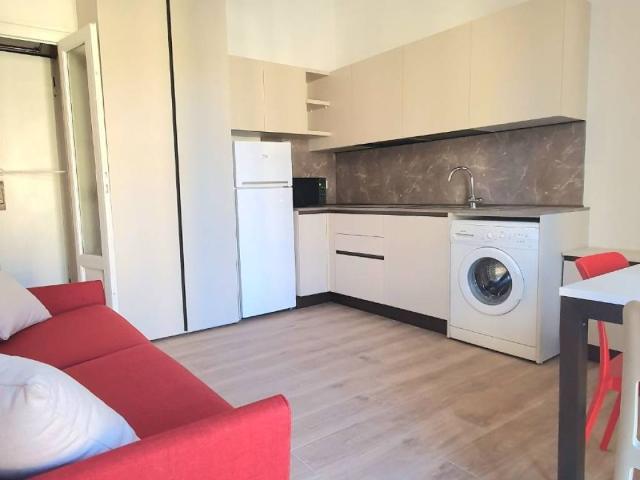 Appartamento in vendita a Municipio 9, Milano