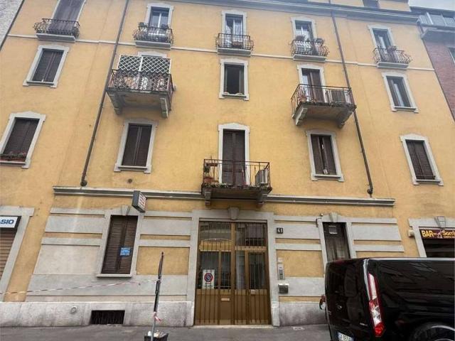 Appartamento in vendita a Municipio 8 di Milano, Milano