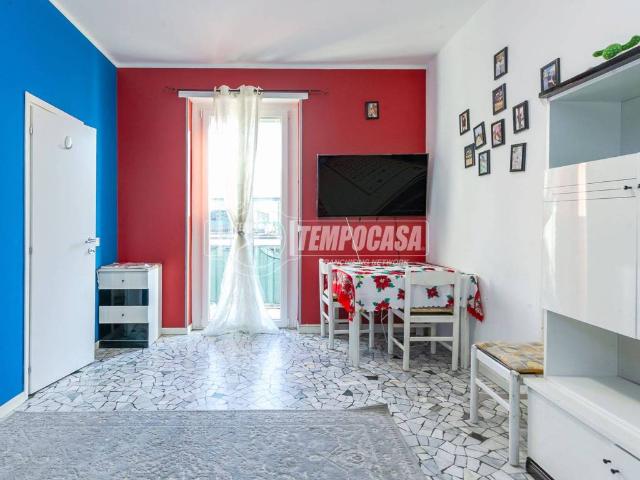 Appartamento in vendita a Municipio 9, Milano