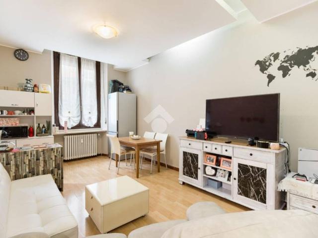 Appartamento in vendita a Municipio 9, Milano