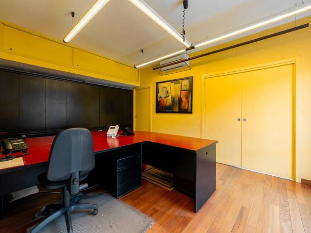 Appartamento in vendita a Municipio 8 di Milano, Milano