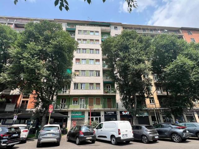 Appartamento in vendita a Municipio 8 di Milano, Milano