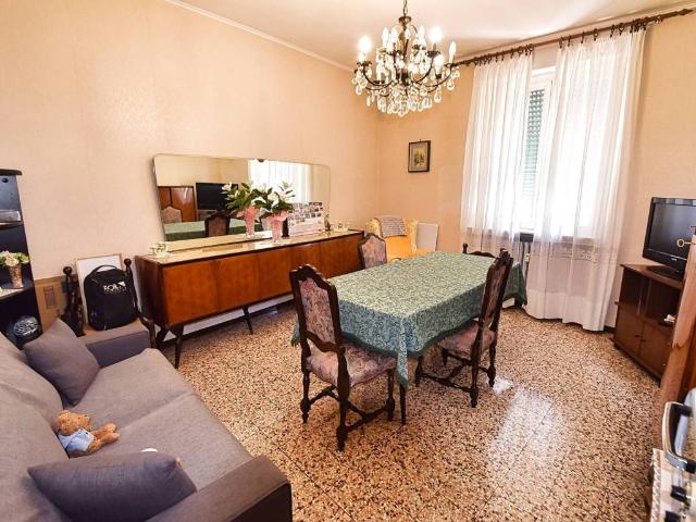 Appartamento in vendita a Municipio 9, Milano