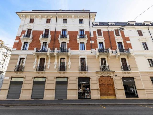 Appartamento in vendita a Municipio 4, Milano