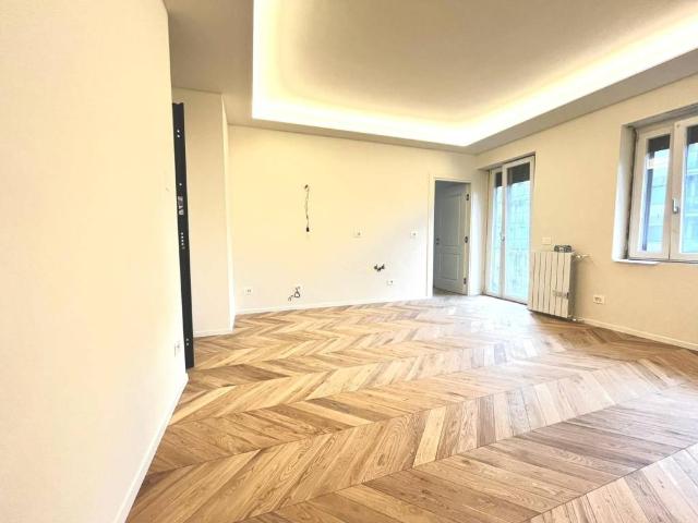 Appartamento in vendita a Municipio 2, Milano