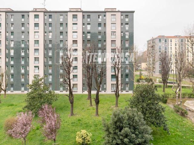 Appartamento in vendita a Municipio 6, Milano
