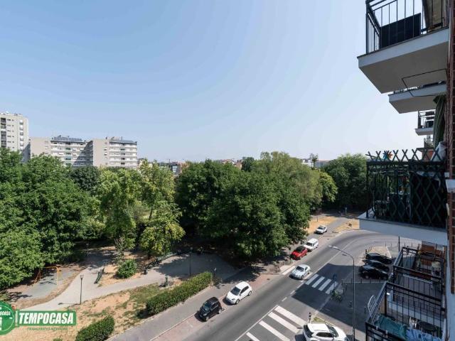 Appartamento in vendita a Municipio 2, Milano
