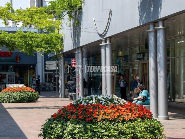 Appartamento in vendita a Municipio 8 di Milano, Milano