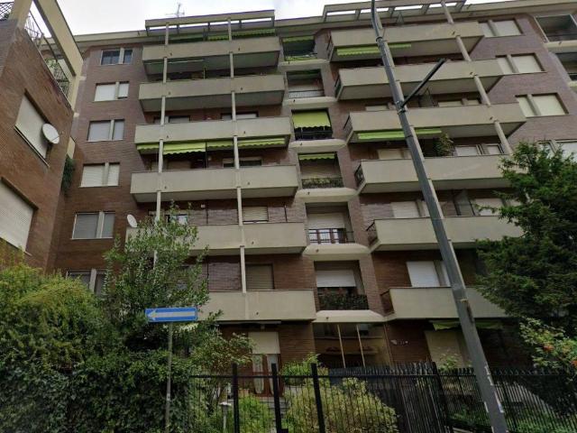 Appartamento in vendita a Municipio 4, Milano