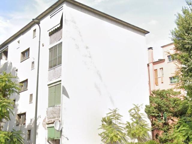 Appartamento in vendita a Municipio 7, Milano