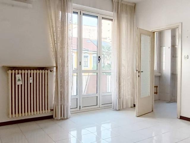 Appartamento in vendita a Municipio 8 di Milano, Milano