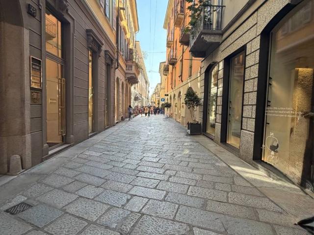 Appartamento in vendita a Duomo, Milano