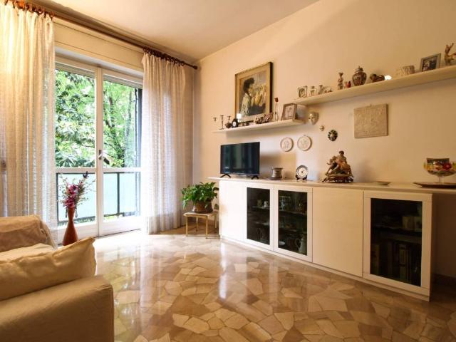 Appartamento in vendita a Municipio 9, Milano