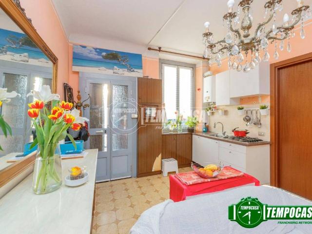 Appartamento in vendita a Baggio, Milano