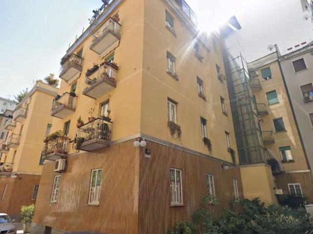 Appartamento in vendita a Municipio 4, Milano