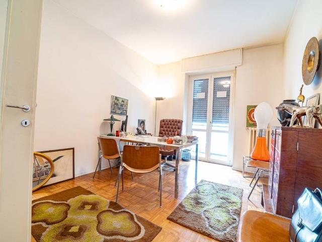 Appartamento in vendita a Municipio 8 di Milano, Milano