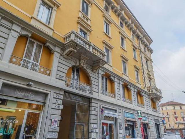 Appartamento in vendita a Municipio 6, Milano